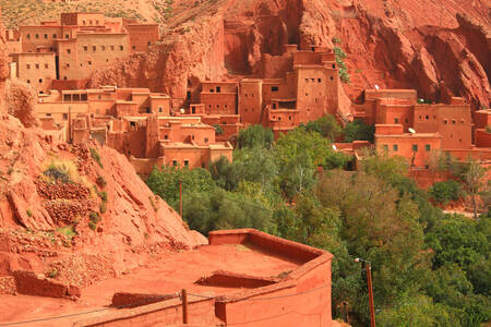Traditionella lerhus i Marocko