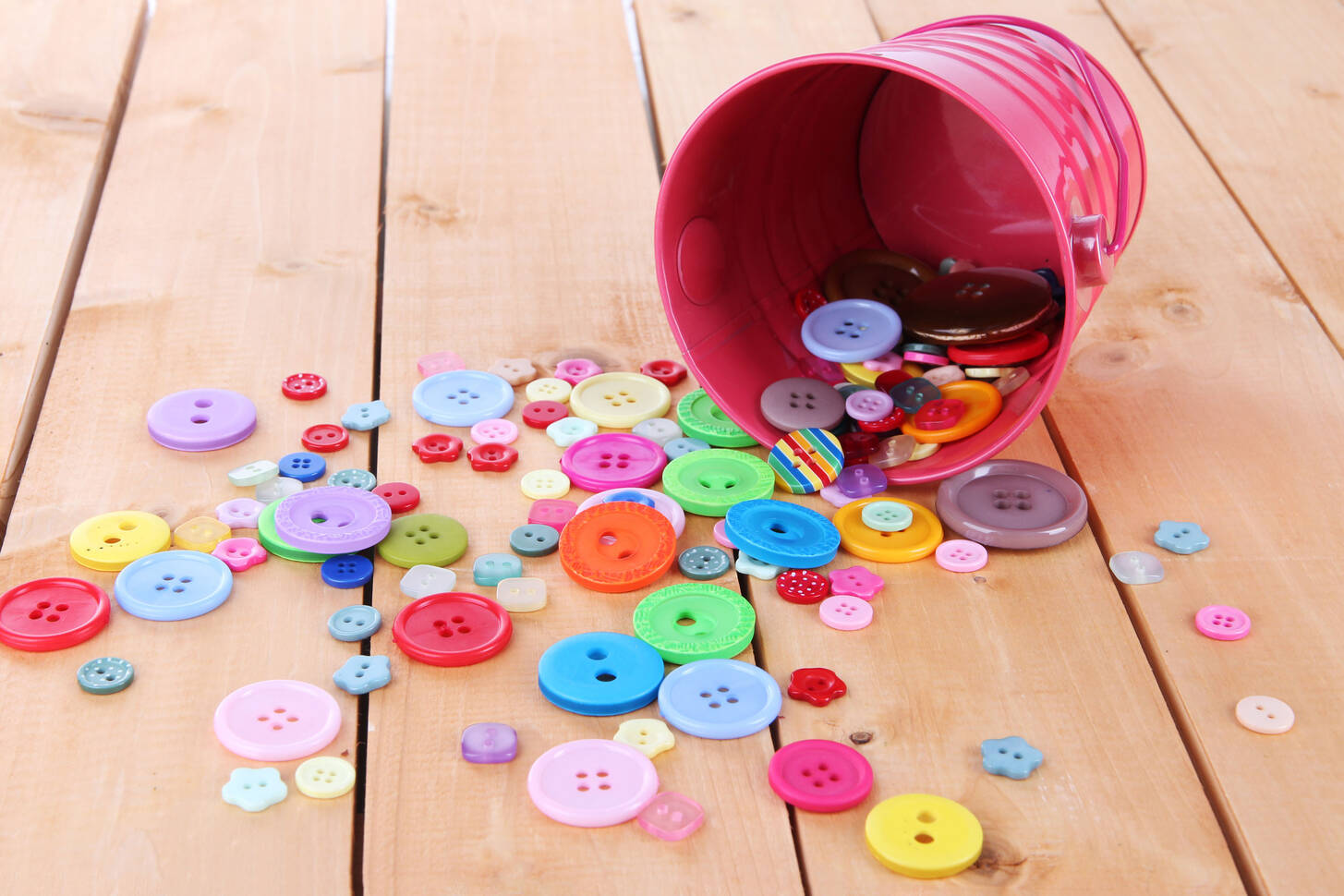 Buttons And Bucket Jigsaw Puzzle (home, Needlework) 