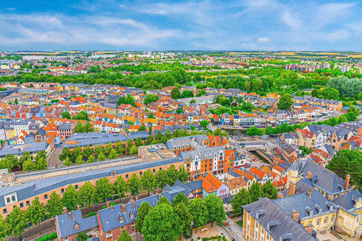 Utsikt över staden Amiens