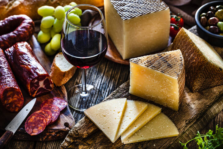 Comida ao estilo espanhol