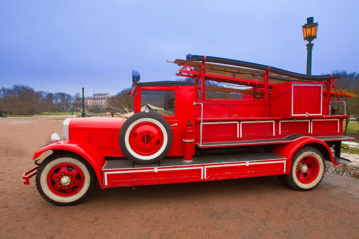 Autospecială de pompieri vintage