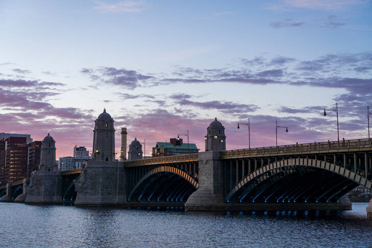 Longfellow Bridge in Boston