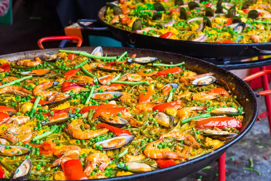 Paella met zeevruchten