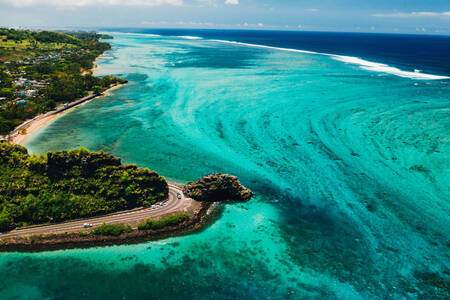 Océano Índico frente a la isla de Mauricio