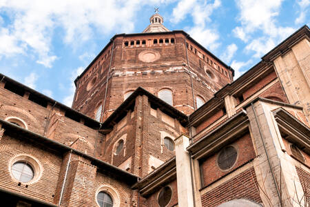 Fasad Katedral Pavia