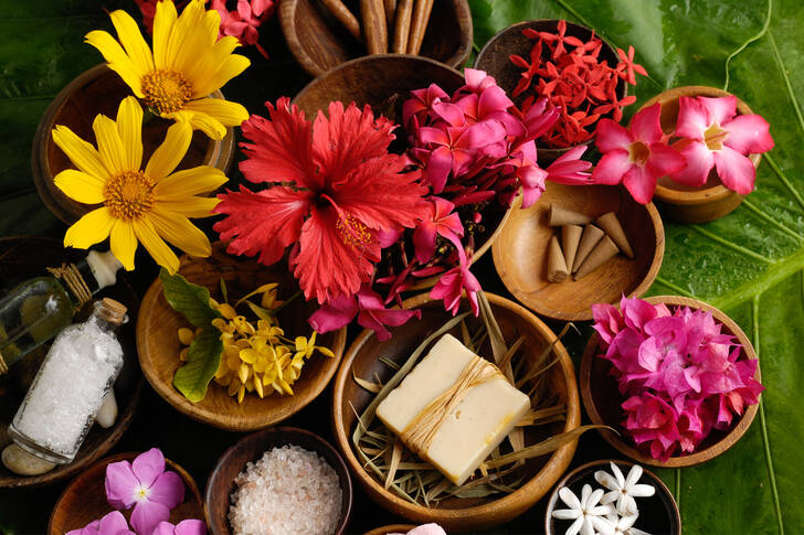 Flowers in bowls