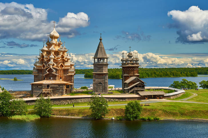 Church of the Transfiguration and bell tower on Kizhi island