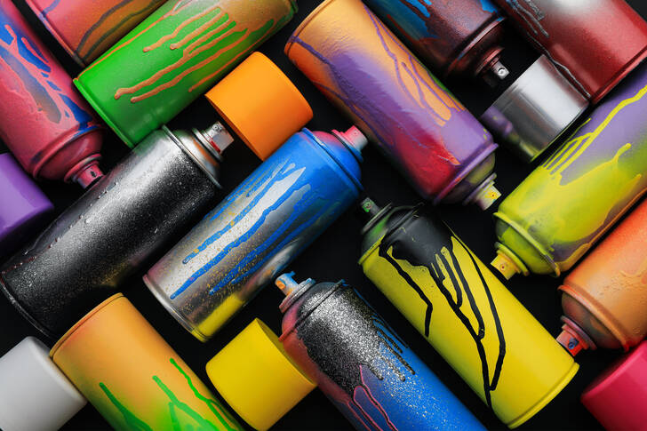 Spray paint cans