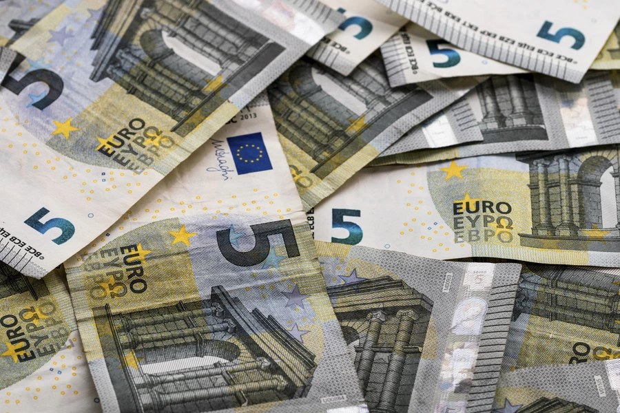 Uang kertas lima euro