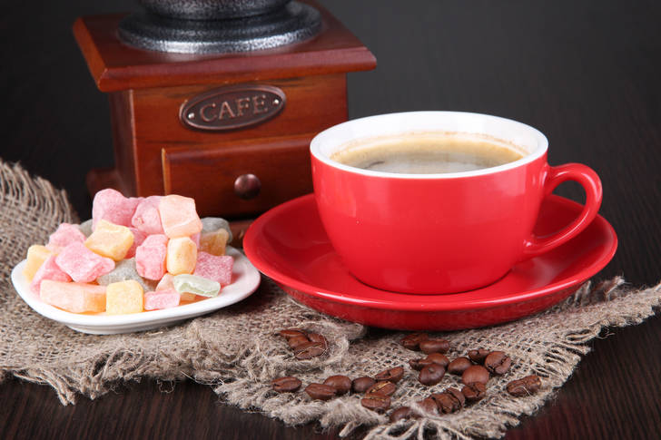 Cup of coffee and Turkish delight