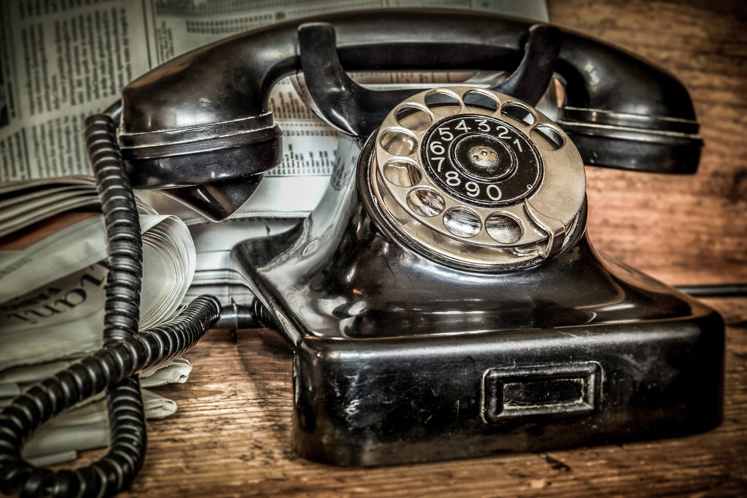 Vintage telephone Jigsaw Puzzle (History, Antique) | Puzzle Garage