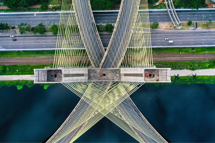 View from above of the Octavio Frias de Oliveira Bridge
