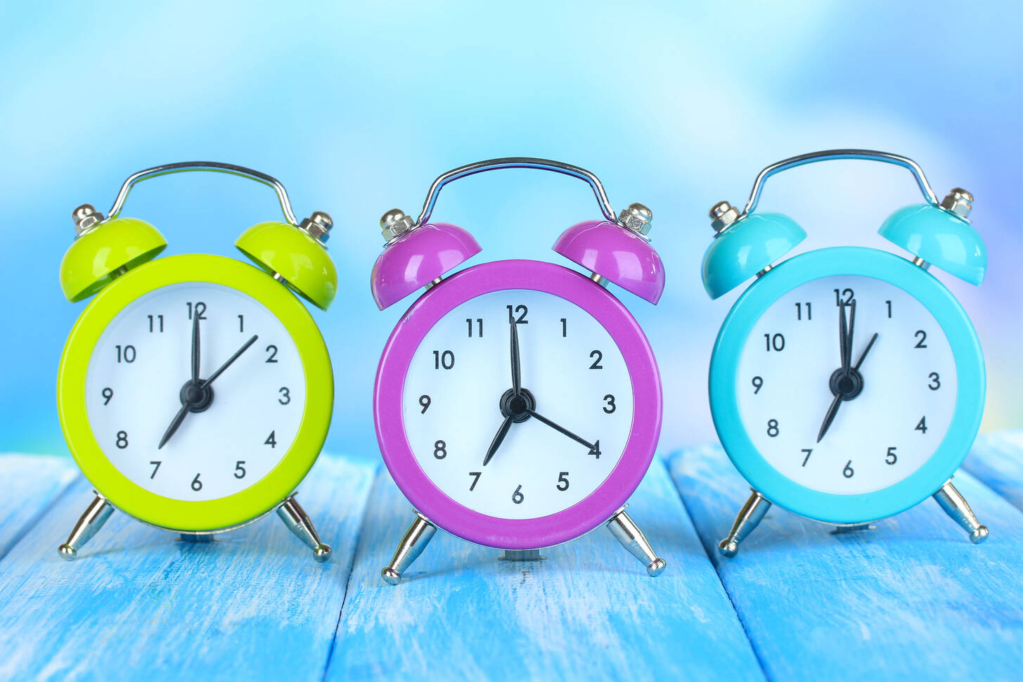 Alarm clocks on the table Jigsaw Puzzle (Stuff, Watches) Puzzle Garage