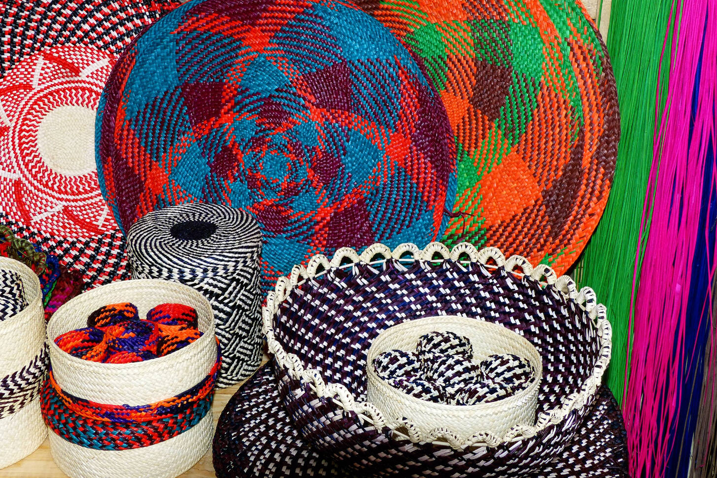 Wicker baskets and napkins Jigsaw Puzzle (Home, Needlework) Puzzle Garage