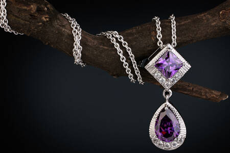 Anhänger mit Amethyst