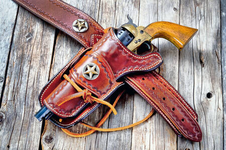 Pistola de vaquero en una funda