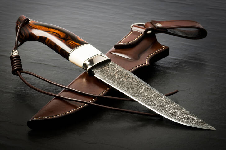Handmade hunting knife