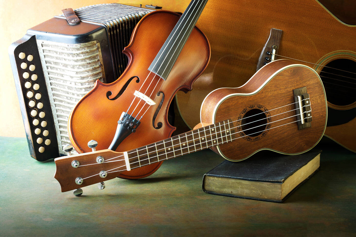 Ukulele, violin and accordion Jigsaw Puzzle (Stuff, Tools) Puzzle Garage