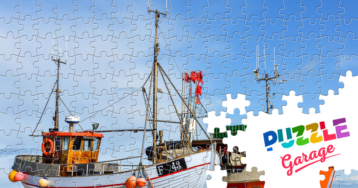 Fishing boats on the beach Jigsaw Puzzle (Technics, Ships) Puzzle Garage