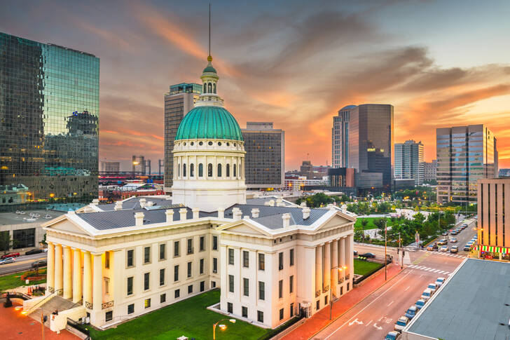 Gamla St Louis County Courthouse