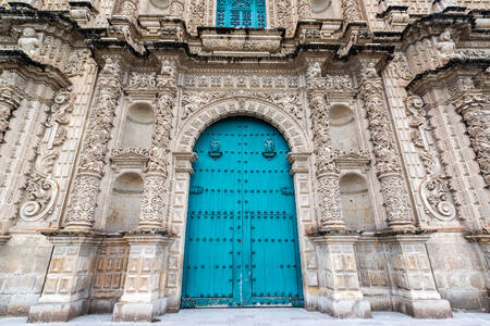 Cajamarca'daki katedralin cephesi