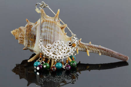 Anting di atas kerang