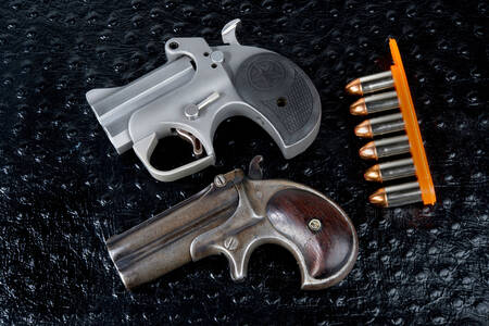 Antika Derringer Tabancaları