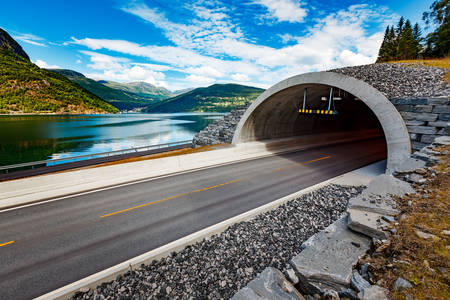 Túnel de coches en Noruega