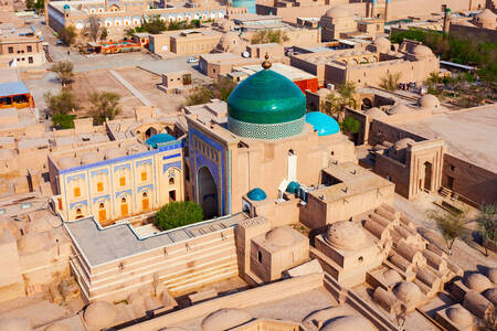 Vista del mausoleo de Pahlavan Mahmud