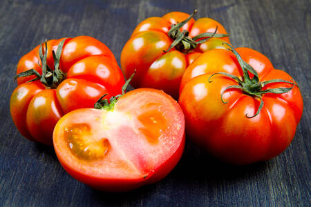 Tomater på bordet