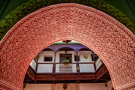Arch carved in the riad