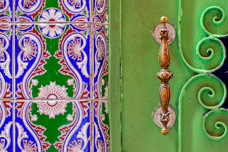 Dveře s marockými vzory