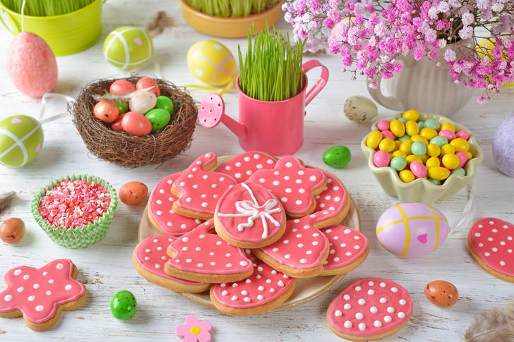 Easter gingerbread and sweets