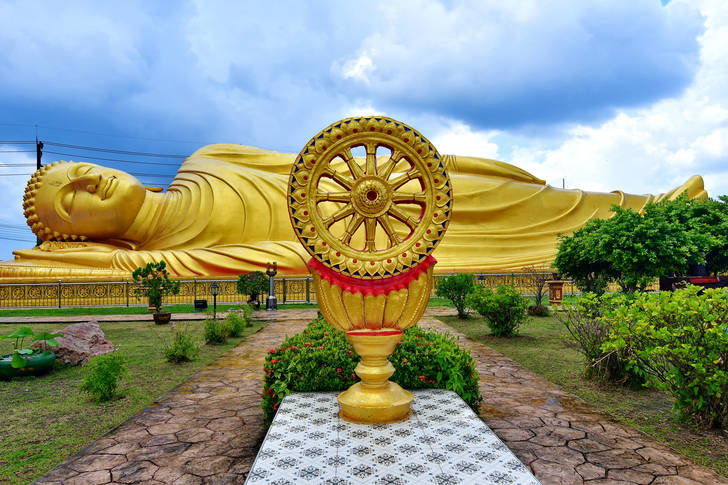 Den vilande Buddha Wat Laem Pho-templet