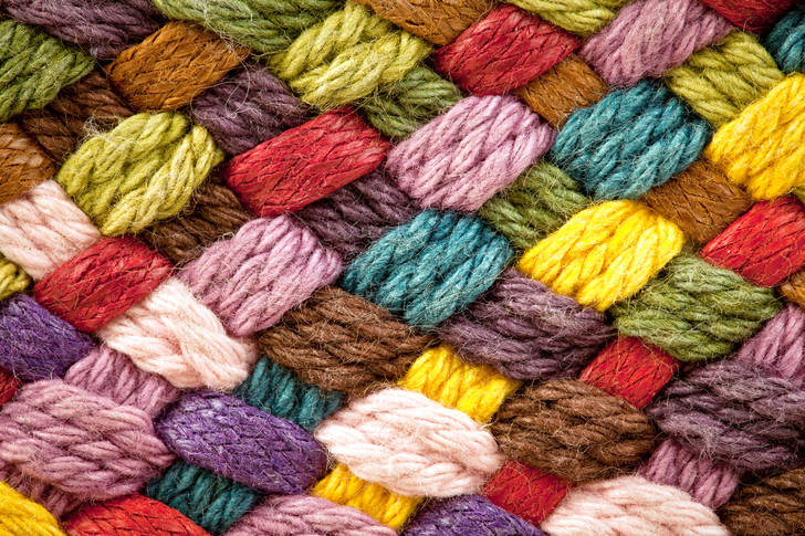 Multicolored wool yarns