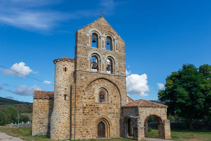 Kyrkan San Salvador de Cantamuda