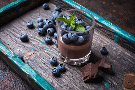 Chokladpudding med blåbär