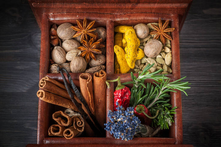Spices and herbs in a wooden box