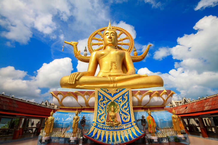 Patung Buddha besar di pulau Koh Samui