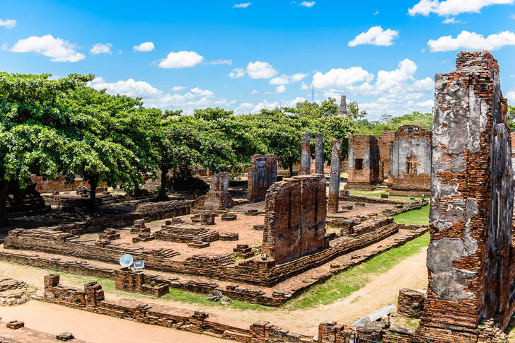 Ruiny vo Wat Phra Si Sanphet