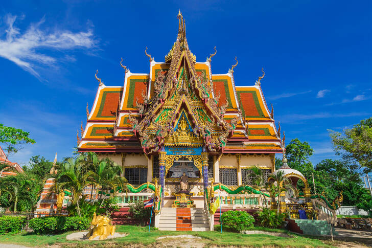 Wat Plai Laem templom