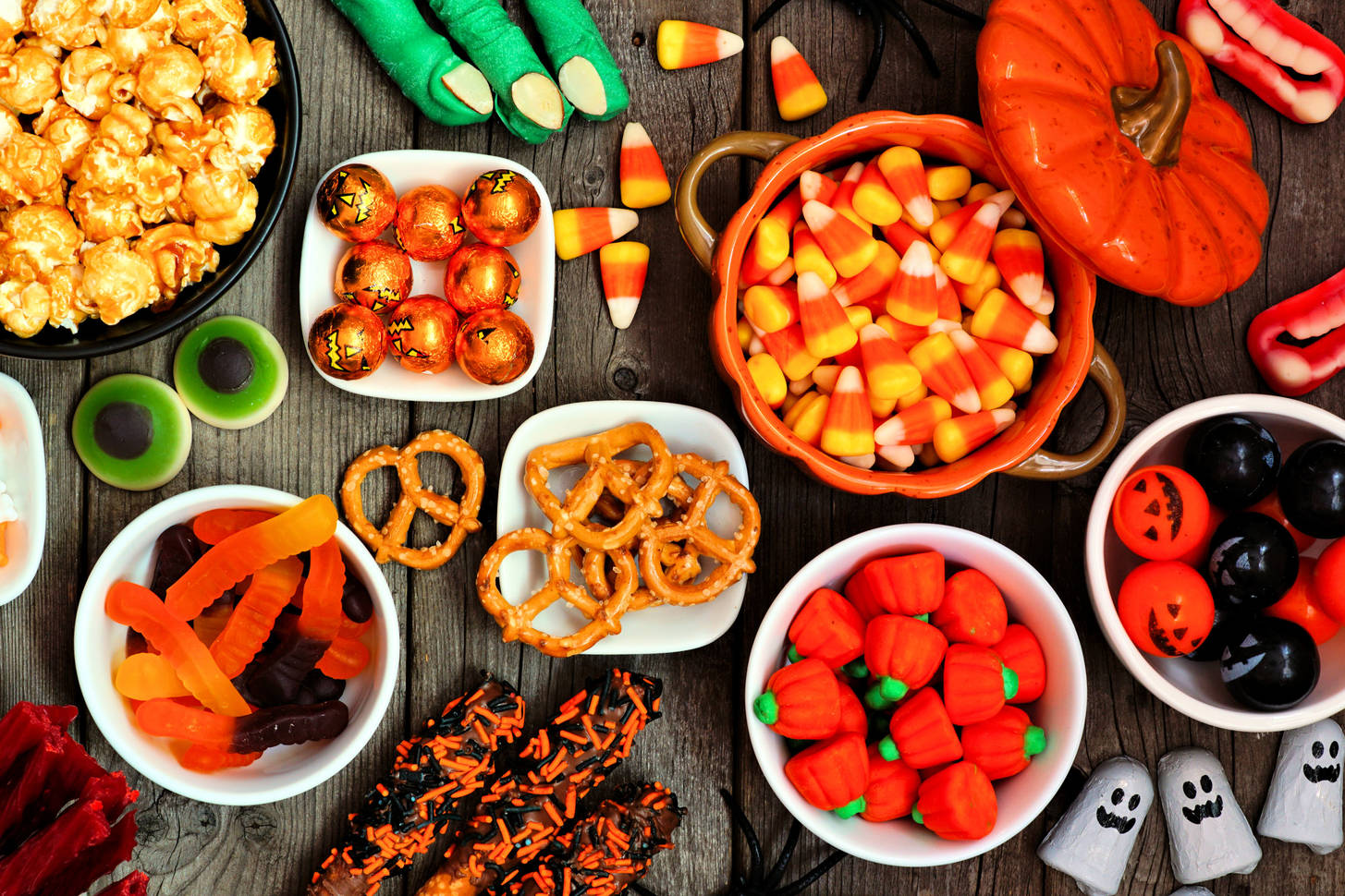 Halloween Candy Bar Jigsaw Puzzle (Holidays, Halloween) | Puzzle Garage