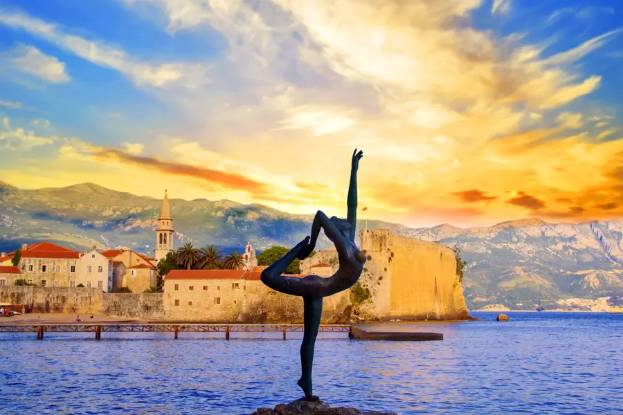 Ballerina statue in Budva
