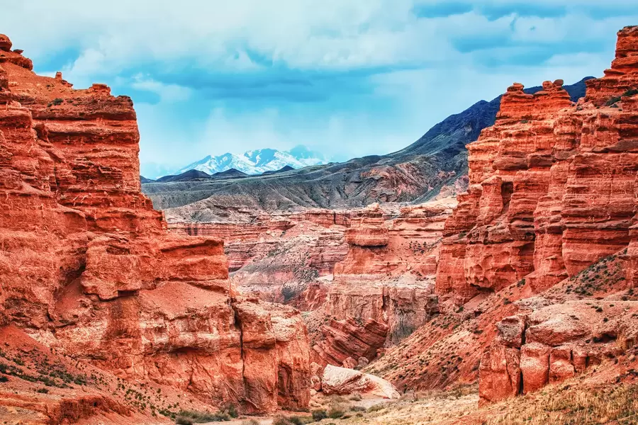 Charyn-canyon