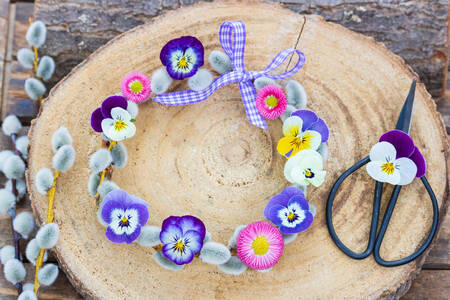 Wreath with violets