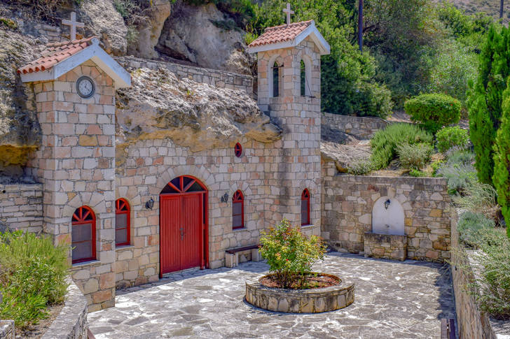 Jaskynné kostoly na Cypre