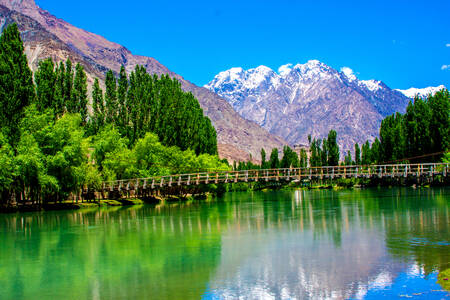 Езерото Фандер, Пакистан