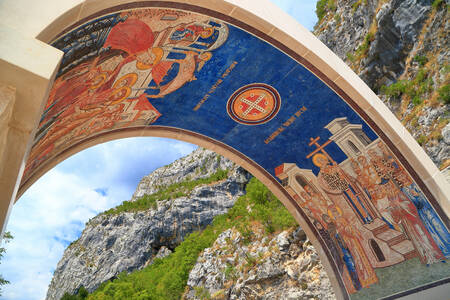 Arco nel Monastero di Ostrog