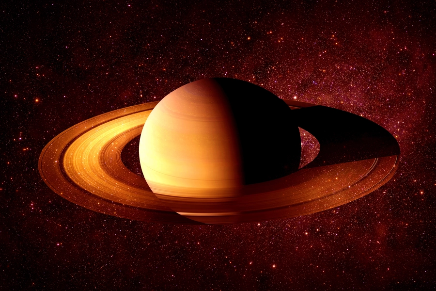 Saturn i zvijezde