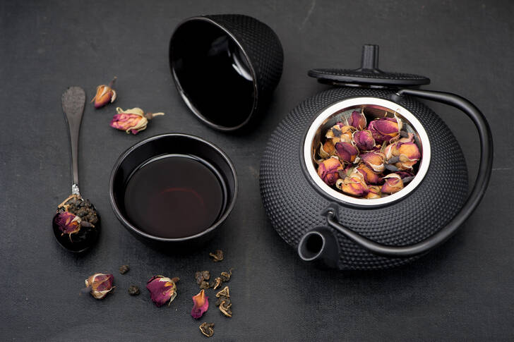 Rose tea